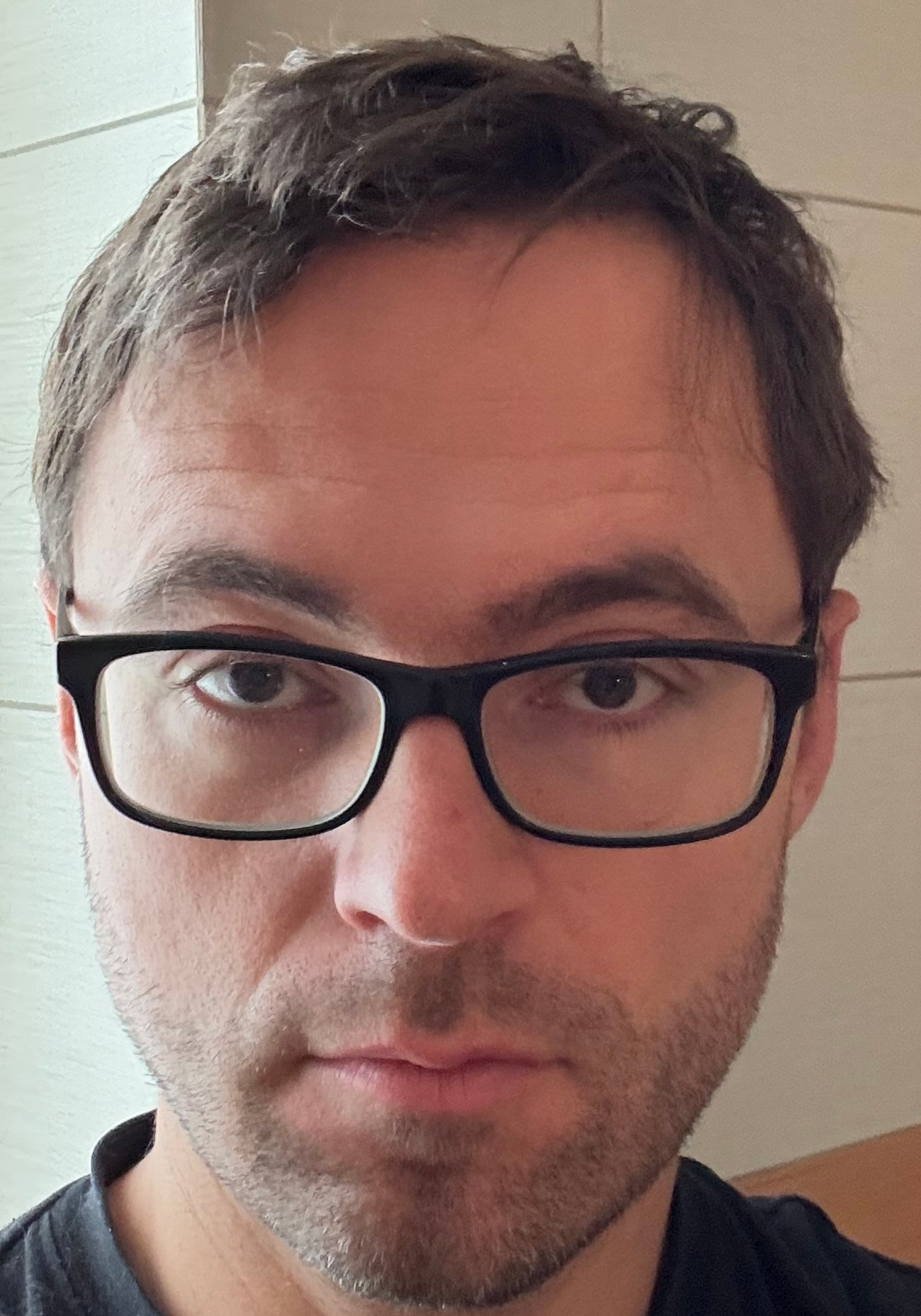 Man following a Bio-Pilixin routine